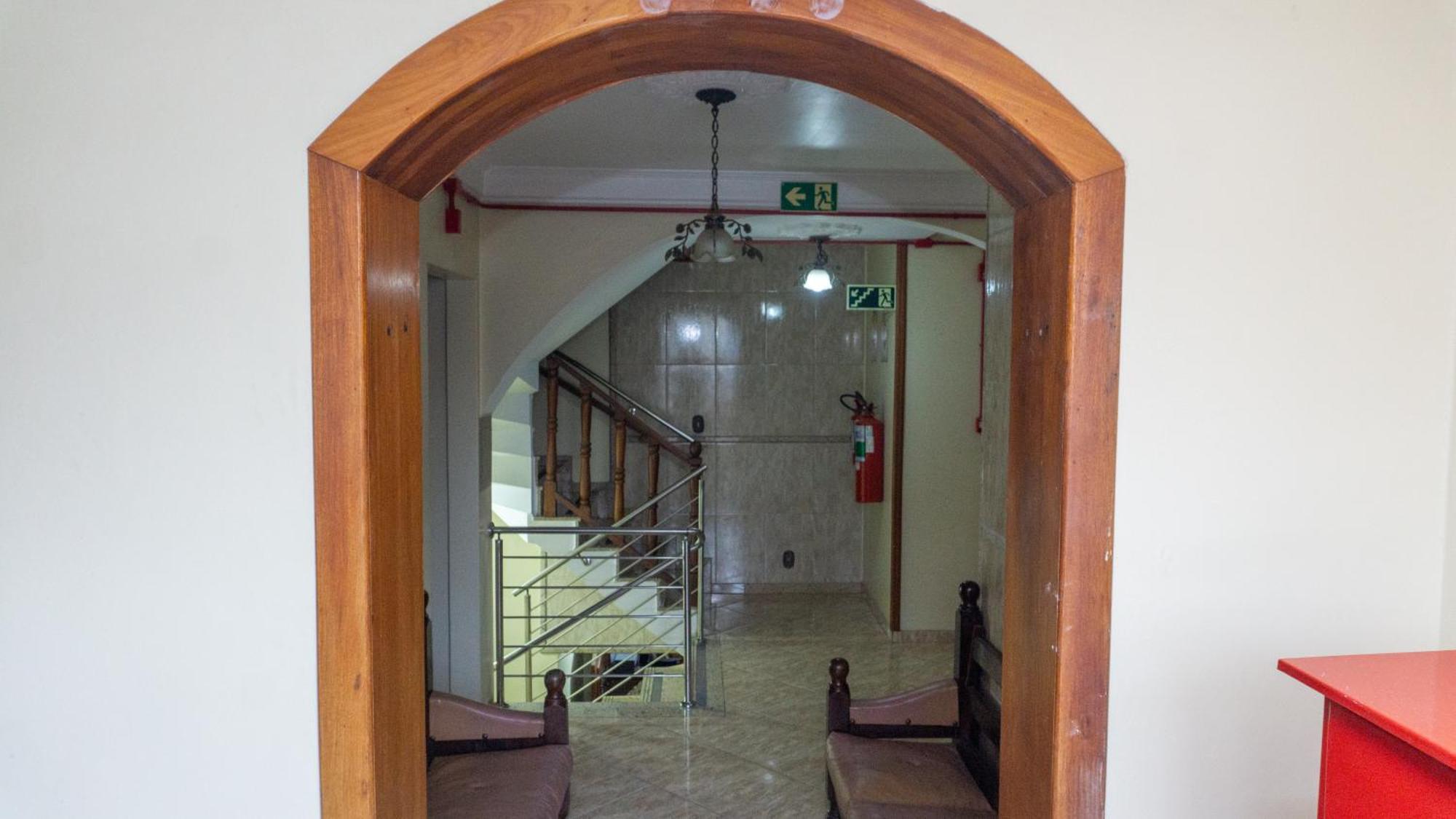 Canoas Hotel Castel Bagian luar foto